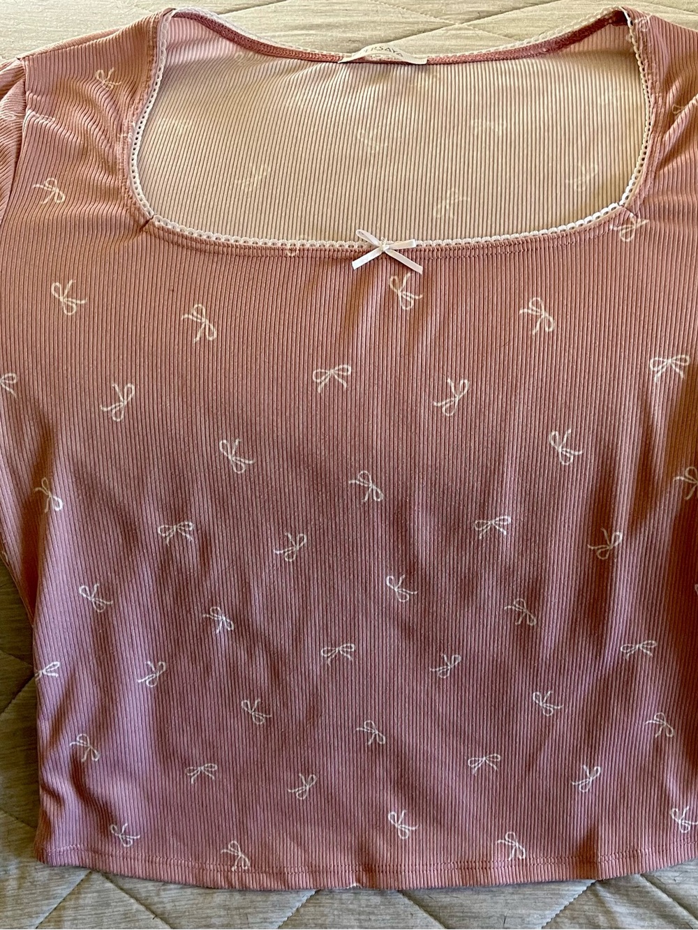 Persaya Mauve Ribbed Scoop Neck Sleep Top with White Bow Detail